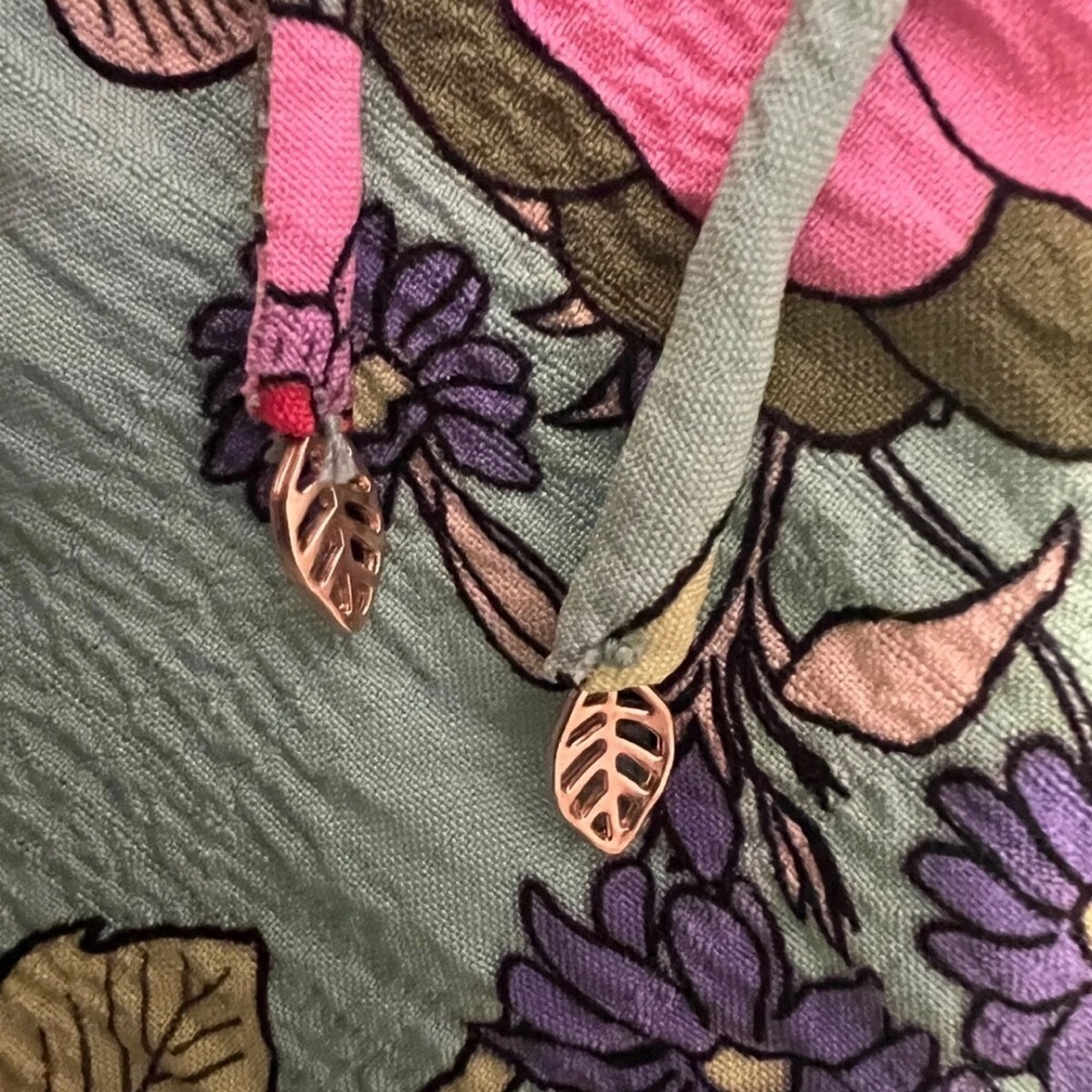 EsQualo Floral Sleeveless Tie
Resort Island Green Pink Women's
Top Sz 4 - Picture 5 of 5